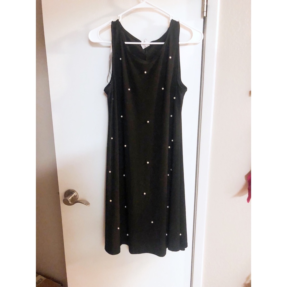 Cute black dress